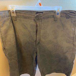 Vans green shorts great condition